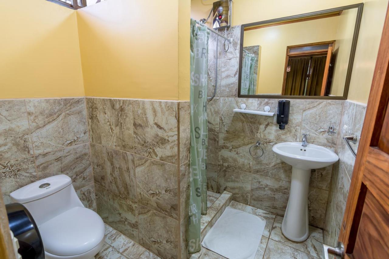 Puerto Viejo de Talamanca Sea Tower Hotel מראה חיצוני תמונה